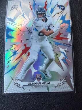 2025 Topps Gunnar Helm Tennessee Titans Rookie Raywave Refractor Card